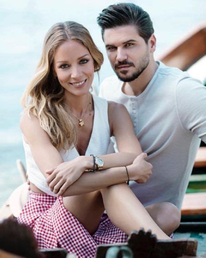 Tolgahan Sayisman’s Girlfriend: Who is Tolgahan Sayisman Dating?