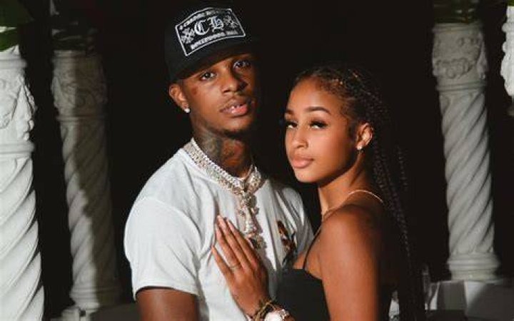 Toosii Rapper and girlfriend