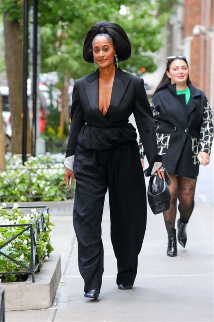 Tracee Ellis Ross (Actress) Biography, Wiki, Boyfriend, Dating, Age, Height, Weight, Net Worth, Career
