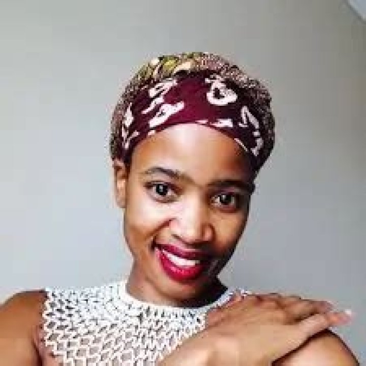 Tumie Ngumla Biography: Husband, Age, Twitter, Net Worth, Photos, Instagram, Wikipedia, Boyfriend