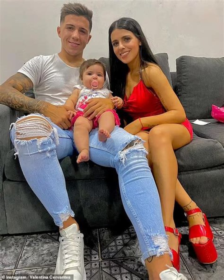 Valentina Flores’s Girlfriend: Who is Valentina Flores Dating?