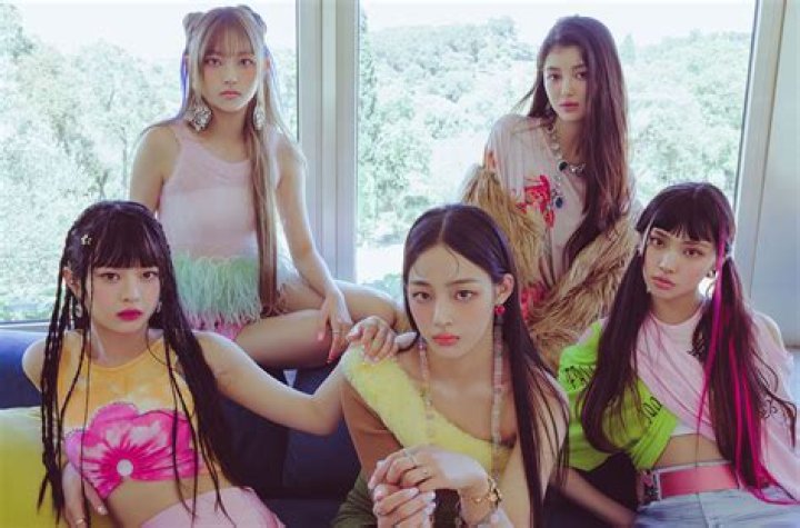 WATCH: K-Pop Girl Group ITZY Makes Cool and Confident Comeback With 