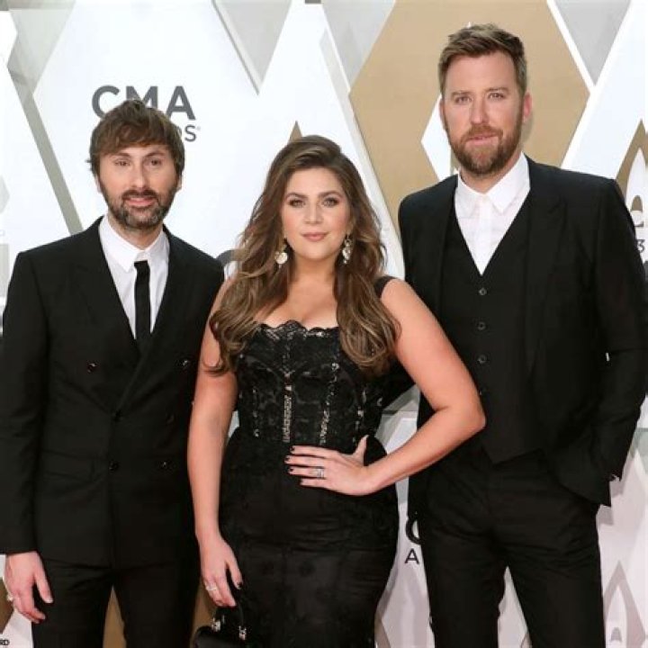 What is Lady Antebellum's Snapchat?