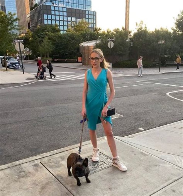 What nationality is Kat Timpf? What did Kat Timpf say about her necklace? Where did Kat Timpf go to college?