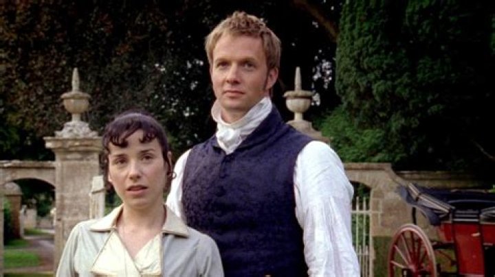 Who Is Agni Scott? Everything We Know About The Cast Of Persuasion