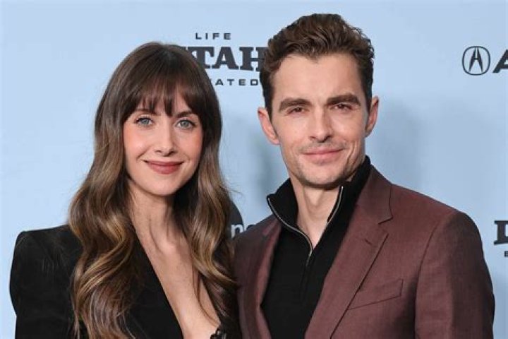 Who is Alison Stewart Dating – Alison Stewart's Husband & Exes