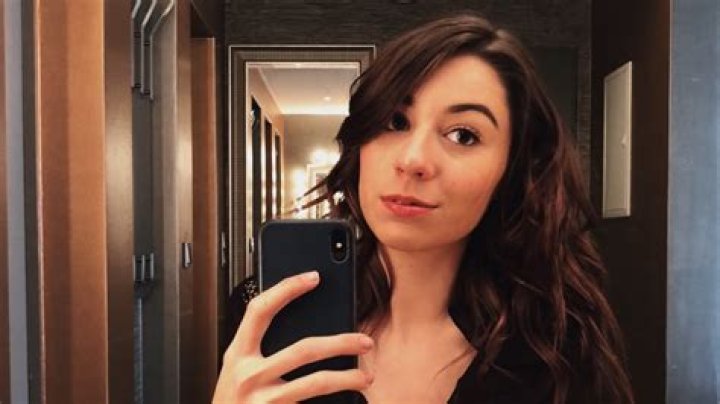 Who is Amy Nelson Peebles? Markiplier's girlfriend Bio: Age, Parents, Net Worth, YouTube, Height