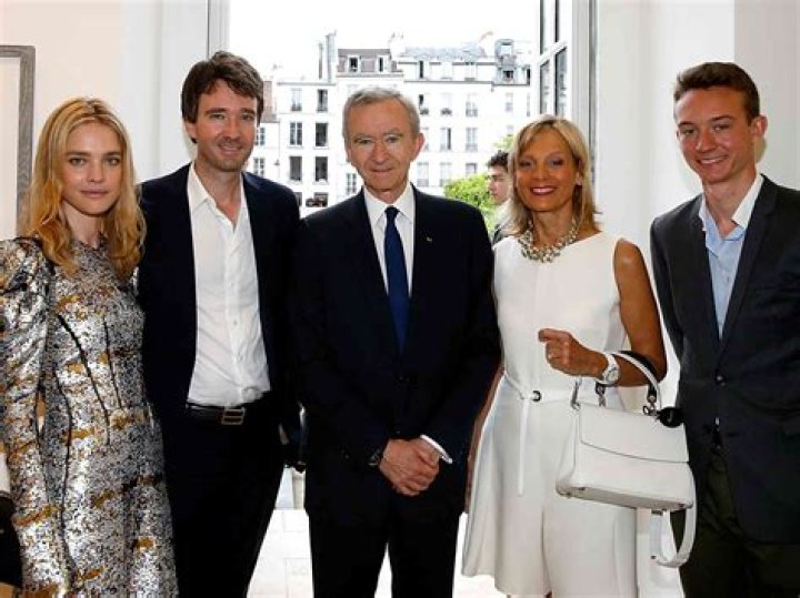 Who is Bernard Sumner Dating – Bernard Sumner's Wife & Exes