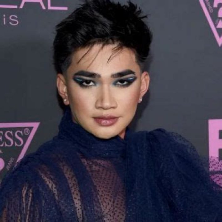 Who Is Bretman Rock? Wiki, Age, Height, Net Worth, Girlfriend, Dating