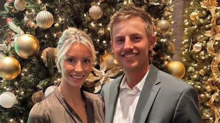 Who Is Charlotte Knapp? Everything To Know About Greg Knapp Wife