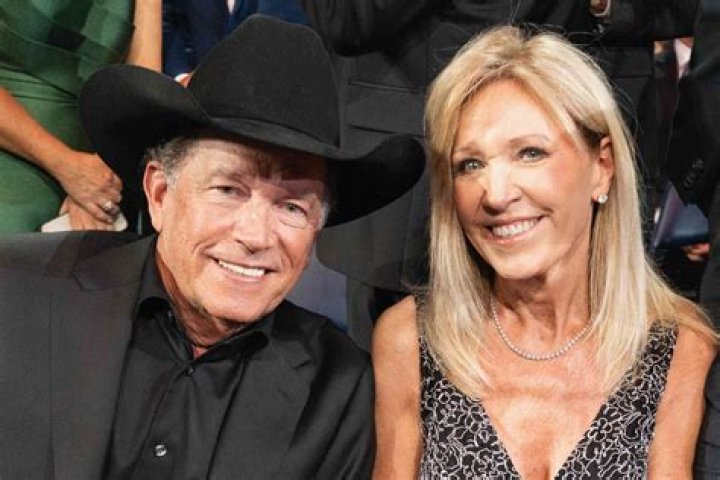 Who Is Claire Pearsall? Meet Nigel Nelson Wife: Married Life And Kids
