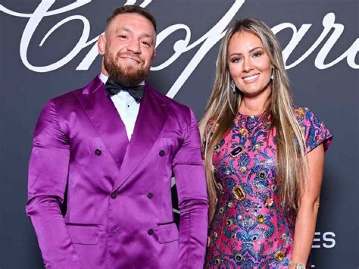 Who is Dee Devlin – partner or friend of Conor Mcgregor, height, age, wiki?