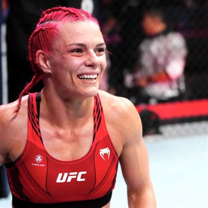 Who Is Gillian Robertson Boyfriend? A Look At The Personal Life Of MMA Fighter