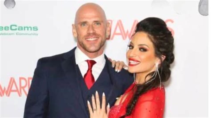 Who Is Jamie Hinchliffe First Wife? Everything To Know About Mrs Hinch Husband