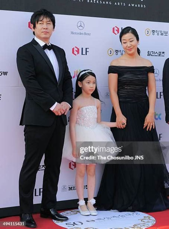 Who Is Jin-Gu Kim? Meet Ra Mi ran Husband: Married Life And Kids