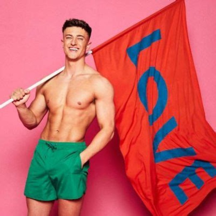 Who Is Liam Llewellyn From “Love Island UK”?