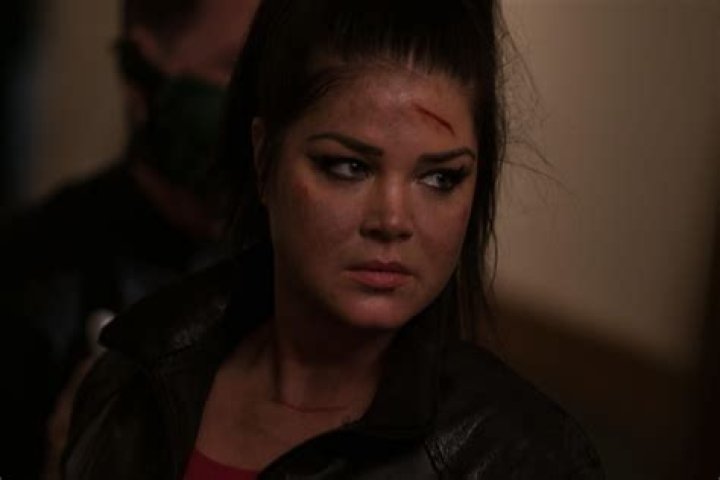 Who is Marie Avgeropoulos Dating – Marie Avgeropoulos's Boyfriend & Exes