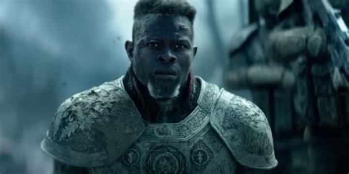 Who was the black actor in Gladiator? What part of Africa is Djimon Hounsou from?